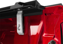 Load image into Gallery viewer, Truxedo 19-20 GMC Sierra & Chevrolet Silverado 1500 (New Body) 5ft 8in Lo Pro Bed Cover