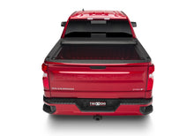 Load image into Gallery viewer, Truxedo 19-20 GMC Sierra & Chevrolet Silverado 1500 (New Body) 5ft 8in Lo Pro Bed Cover