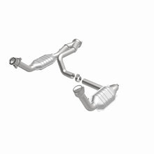 Load image into Gallery viewer, MagnaFlow Conv DF 02-06 Cadillac Escalade / 02-06 Chevy Avalanche 5.3L Dual Conv Y-Pipe Assembly 2WD