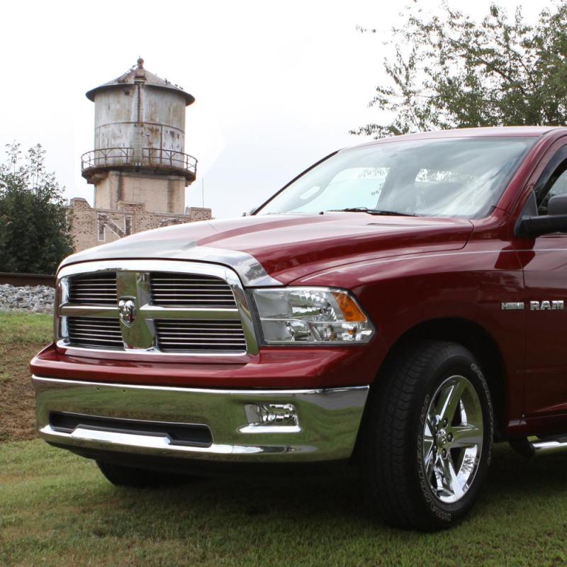 AVS 15-18 GMC Sierra 2500 (Excl. Induction Hood) Aeroskin Low Profile Hood Shield - Chrome