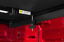 Load image into Gallery viewer, Tonno Pro 88-99 Chevy C1500 6.6ft Fleetside Hard Fold Tonneau Cover