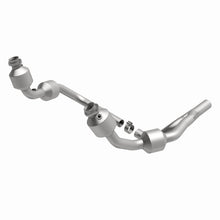 Load image into Gallery viewer, MagnaFlow Conv DF 07-09 Jeep Wrangler/Wrangler Unltd 3.8L (49 State)