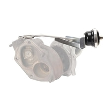 Load image into Gallery viewer, Turbosmart IWG75 Mitsubishi EVO 6-8 22 PSI Black Internal Wastegate Actuator