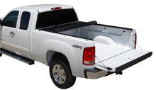 Load image into Gallery viewer, Tonno Pro 99-06 Chevy Silverado 1500 8ft Fleetside Lo-Roll Tonneau Cover