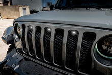 Load image into Gallery viewer, Oracle Pre-Runner Style LED Grille Kit for Jeep Wrangler JL - White SEE WARRANTY